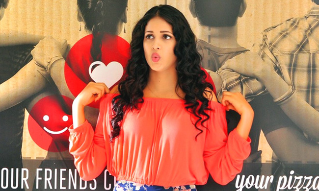 /media/k2/galleries/50025/Lacchimdeviki-O-Lekkundi-Stills-07