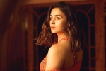 Alia Bhatt Deepfake Video, Alia Bhatt Deepfake Video viral, alia bhatt in shock with deepfake video, Woman