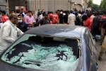 Pakistan, gunmen, four gunmen attacked pakistani stock exchange in karachi, Militants