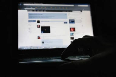 Amid Security Breach Facebook Users Now Panic Over Hoax Messages Amid Security Breach Facebook Users Now Panic Over Hoax Messages