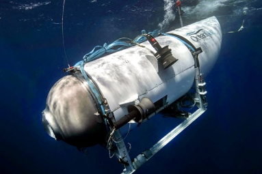 Titanic Tourists Missing In a Submersible Vessel