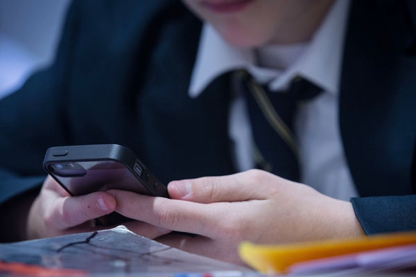 Fall Church Police Investigating Five Students for Sharing Lewd Images